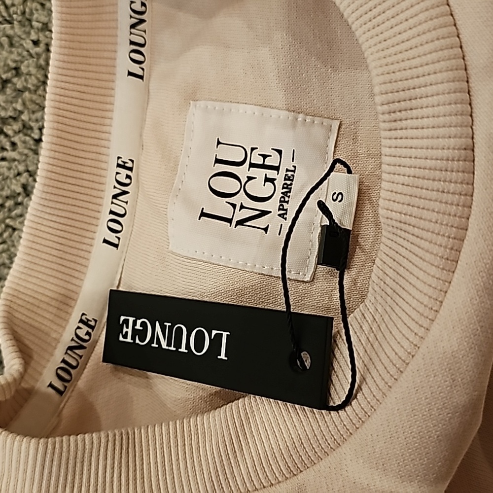 Lounge apparel super crop sweater nwt - Picture 3 of 4